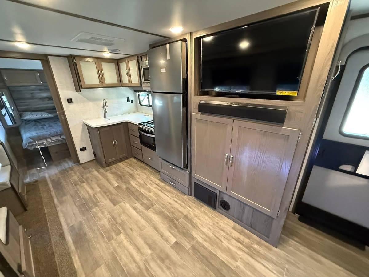 2023 Envision 282BH Travel Trailer RV#4