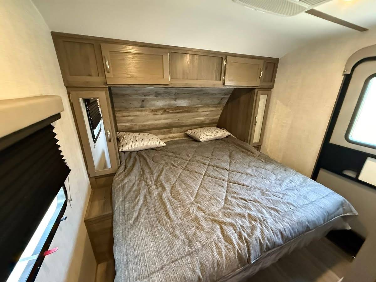 2023 Envision 282BH Travel Trailer RV#4